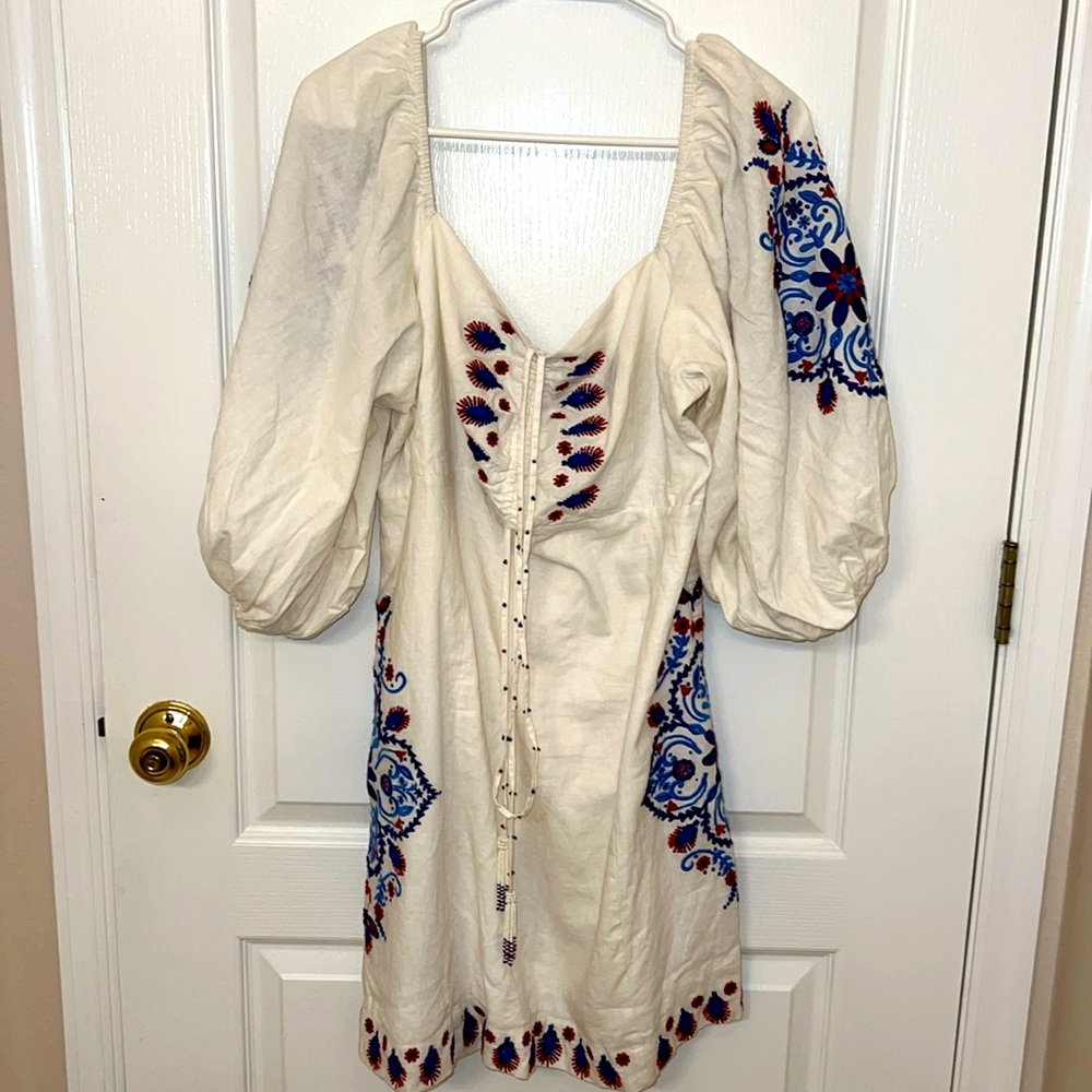 NWOT FARM RIO Off-White Navy Embroidered Mini Dress - Large